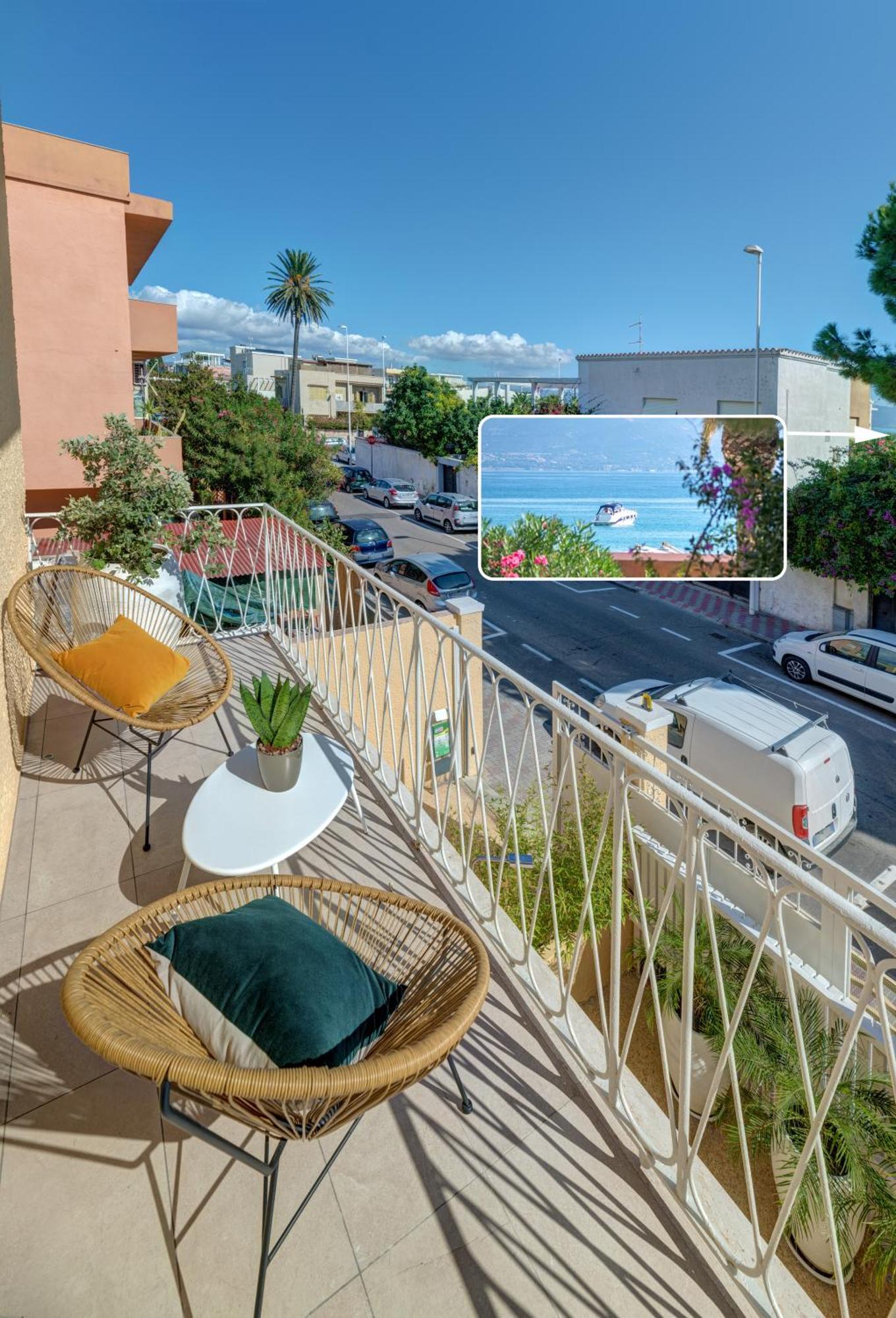 Le Palmette Suites Cagliari Exterior foto