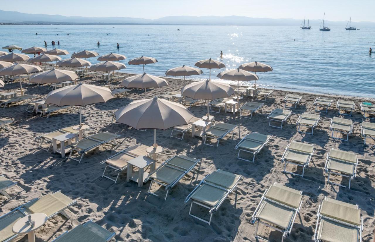 Le Palmette Suites Cagliari Exterior foto
